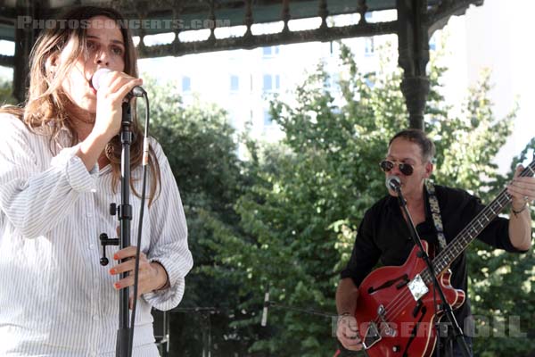 ROBI - 2012-09-09 - PARIS - Square de la Place des Fetes - 